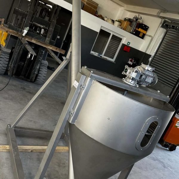 aa40551f-1c46-4af5-aa67-d54b5f9c10d6